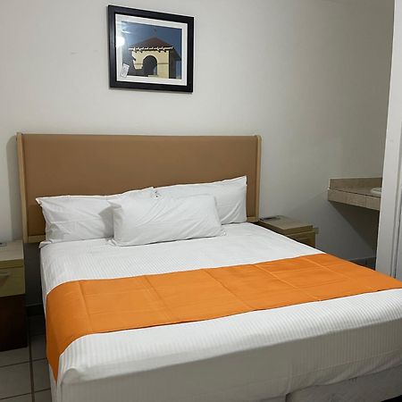 Hotel Las Palmas La Paz Extérieur photo